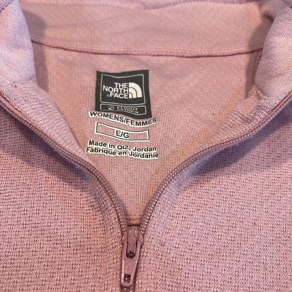 North Face soft pink lightweight pullover - Picture 3 of 4